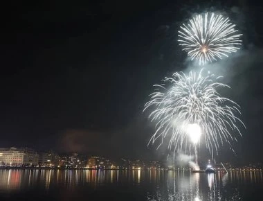 Θεσσαλονίκη: Εντυπωσιακό υπερθέαμα με 4.000 πυροτεχνήματα την Πρωτοχρονιά